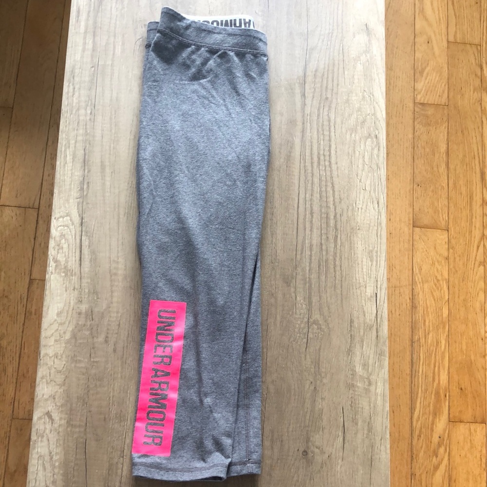 Capri length leggings